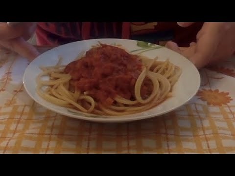 Ricetta Spaghetti 🍝 al brodo di pesce 🐟