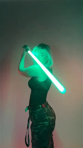 This is why you shower after the pool #starwars #fblifestyle | Mejgiey