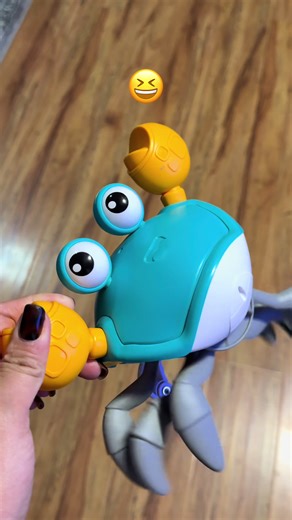 Unique Electric Crawling Crab Toy Design