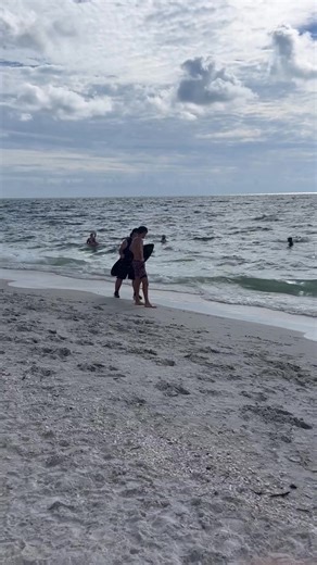 Beacha didn't see that coming 😅 #afv #fail #funnyvideos | America's Funniest Home Videos