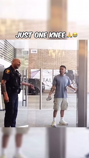 JackassesCatchers 🫏 on Instagram: "Pizza delivery prank 🍕"