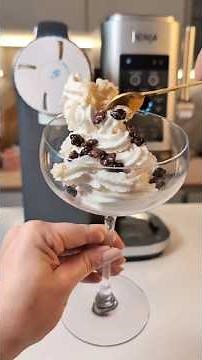Make frozen yogurt with me 🍫🍓🍧