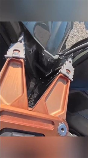 take you the first visual experience of the expander to dismantle the door hinge