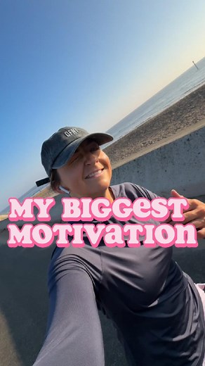 Sometimes I really struggle when women despise exercise Because I couldn’t be more grateful that I get to do it And no of course I’m not just ‘motivated’ or ‘disciplined’ I’ve just got a hell of a lot of reasons why I DO exercise When I was in my 20’s it was all about burning calories and looking good Now it’s waaaay deeper I exercise because I want to have as much independence as I can when I’m a little old lady Because I would HATE to tell my nieces I can’t pick them up and throw them over my 