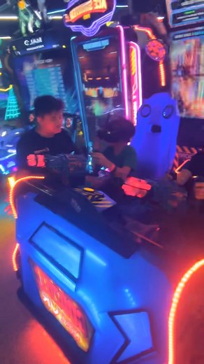 Mike Hendrix on Reels