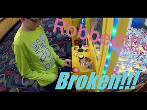 #110 WINNING at the claw machine! Candy!