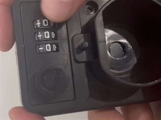 充电枪枪头锁改密码