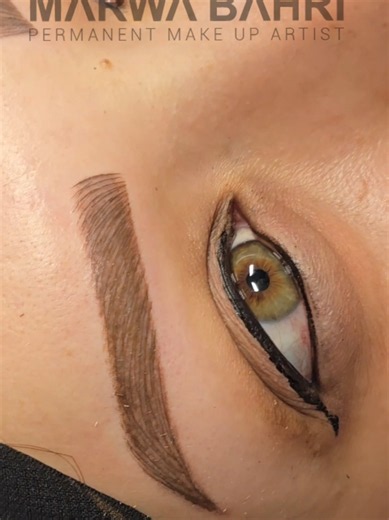 Microblading à Lyon par Marwa Bahri — Signature professionnelle