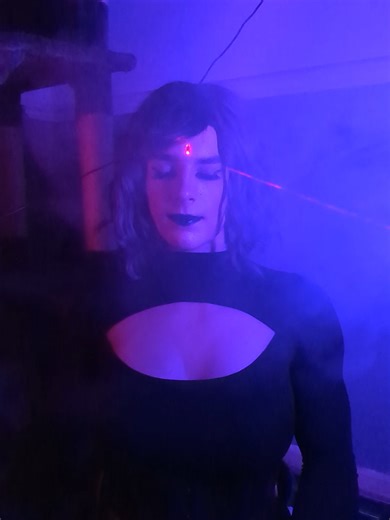 Creative Laser Pointer Fun with Vape Smoke