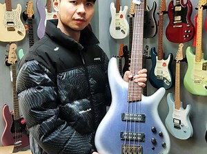 拆箱！2k多大牌贝斯！ibanez sr300e夜雪渐变
