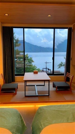 【公式】日光中禅寺湖温泉 ホテル花庵 on Instagram: "【日光中禅寺湖温泉ホテル花庵】 花庵での過ごし方をご紹介。 当館と合わせて奥日光の自然をどうぞお楽しみください。 #ホテル花庵 #奥日光 #中禅寺湖 #中禅寺湖畔 #日光観光 #日光旅行 #栃木旅行 #日光ホテル #おこもりステイ #温泉行きたい #レイクビュー #lakechuzenji #夫婦旅行 #nikko #カップル旅行 #温泉旅行 #大人の休日 #日光観光スポット ------------------------------- #ホテル花庵 は、 全室から中禅寺湖の眺望を楽しめる温泉宿。 ～良質の時を過ごす～ 「深い休息」と「良質の時間」をここで。 ホテルの最新情報はこちらから▼ @hotel_hanaan_nikko -------------------------------"