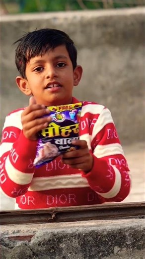 OMG 😳 Free Gift Inside Kurkure Mohar Dhamaka Packet 😎