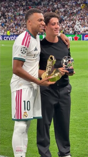 🏆 Top Scorer and Revelation of the #UCL 2025/26! #Mbappe #ArdaGüler #RealMadrid