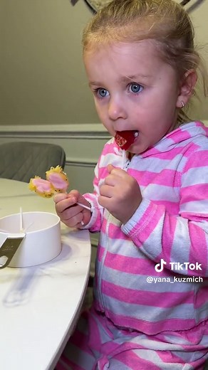 Essential Tips for New Moms: Healthy Toddler Snacks