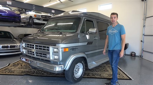I bought the greatest luxury vehicle of the 1980's! Chevy G20 conversion van