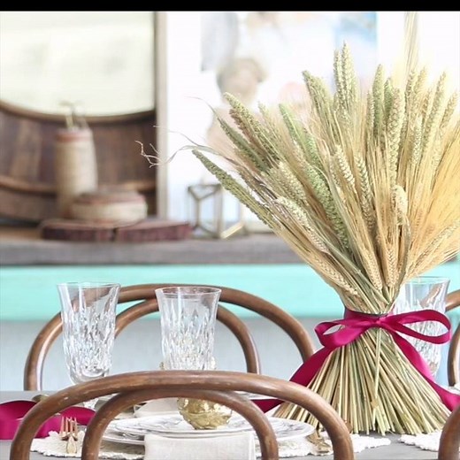 Use inexpensive wheat to make 3 show-stopping #Thanksgiving centerpieces. | HGTV
