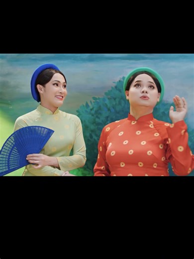 Chị Em Cà Khịa: Một Chuyến Hành Trình Vui Vẻ