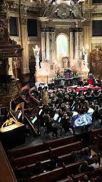 Sand Show “Little Mermaid🧜‍♀️& Orchestra in Cathedral #Montreal🎵 #Sandshow #littlemermaid #sandart