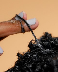 571K views · 5.7K reactions | Natural hair tutorial alert!  How to do FABULOUS finger coils!  | Crowned Ladies | Facebook