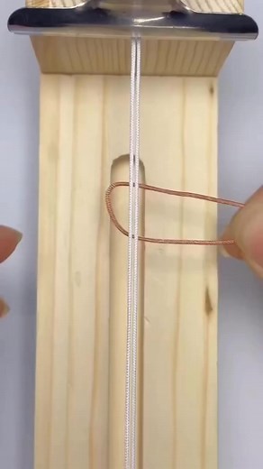 Aprende Bisuteria desde cero y paso a paso💎 #bisuteriafina #bisuteria2025 #tendencias2025 #alambrismoartesanal #EmprendeConBisutería #Pulseras #nudosmacrame #cursosonlinecertificados #mamitasemprendedoras #alambrismocreativo | Bisutería Creativa