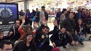 18K views | CASTING Caduta Libera partecipa come concorrente al Quiz Show più amato di Canale 5 ☑️ Ti aspettiamo Domenica 21 Gennaio al Centro Commerciale Casetta Mattei a Roma! Link evento → https://www.facebook.com/events/304047083450075/ #wobindaproduzioni #live #eventi #wobinda #casting #cadutalibera #castingtour | Wobinda Produzioni | Facebook