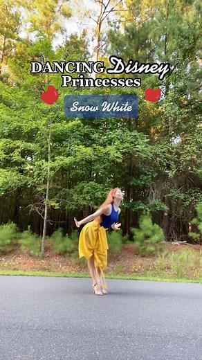 Dancing Disney Princess Snow White