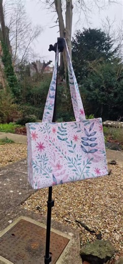 Handmade from scratch on my sewing machine ✨ I love seeing fabric turn into something you can use every day. Made with cotton fabric and sturdy interfacing — plus inside pockets for all the essentials. Handmade by me at The Bobbin Thread 🧵 #handmadebag #sewingproject #sewistsoftiktok #handmadebusiness #smallbusinessuk
