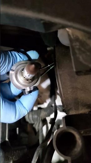 2019 Kia SORENTO HEADLAMP change.