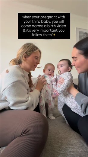 Megan Burns on Instagram: "✨The algorithm worked ✨ #mumlife #mumblog #mumsoninstagram #mumsofinsta #baby @lauren.stobart"