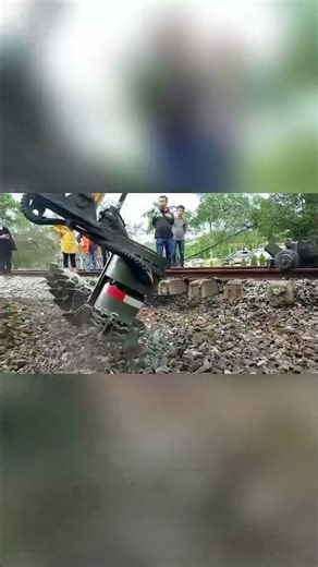 JINGGONG Ballast Cleaner Reliable Railway Maintenance Helper, Efficient & Thorough Ballast Screening