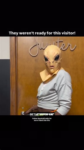 Spooky Prankz on Instagram: "Proof that dance practice is never boring! 👽 Watch what happens when an unexpected guest from another planet crashes the studio. The screams are real, but the vibes are out of this world! #alien #dancestudio #jumpscare #dancehumor #prank"