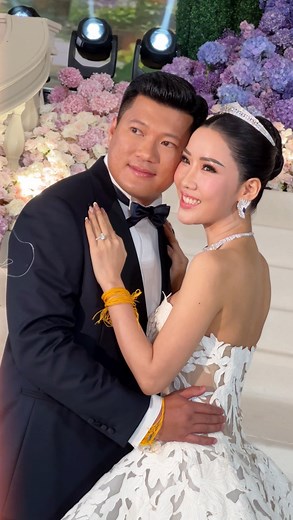 MENGHONG & KANCHRA Wedding Day 🤵‍♂️👰 Famous singers, host-programmer, classical music, modern music, sound system, prepared by Alex Entertainment Agency 🎻🥁 Classical music with quality, dignity and aesthetics 🥰 Booking service packages: 092511119 | 015762666 #alexentertainmentagency #alexchandraclassicbandcambodia #ig_alexchandra #tiktok_aea #wedding | AlexEntertainment Agency