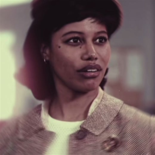 Hey ms parker || #welcometoderry #it #edit #fyp #charlottehanlon