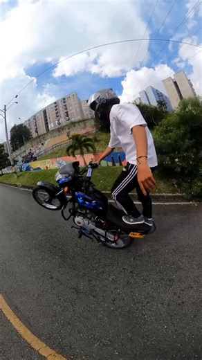 Harold on Instagram: "DominGrau🙅🏽‍♂️🔥🚀! . . #grau #bikelife #stunt"