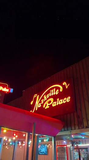 Line Dancing Classes in Nashville - Fun and Entertaining Lessons!