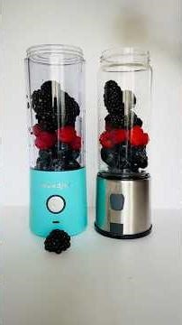Berries VS 2 portable blenders 🍹🤯#shorts