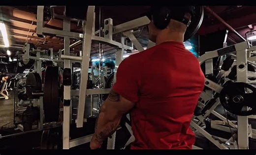 Matthew Gonzalez on Instagram: "Before the weight ever moves, the mind has to. Progress starts the moment you decide you’re stronger than the doubts, the excuses, and yesterday’s limits. Master the mental, and the physical will always follow. #gym #fyp #backday #recommended #explorepage✨"