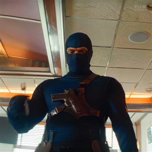 my mom thought him killing the guy with the lobster was the funniest shit ever and bullseye is now her favorite marvel villain