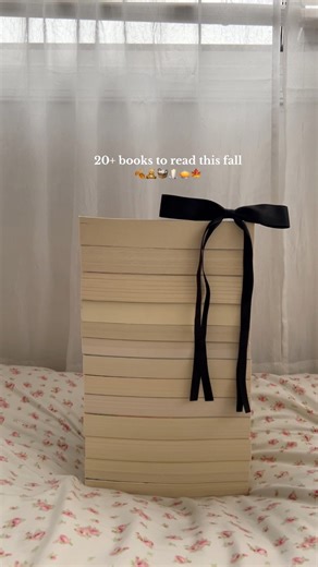 20 books to read this fall🍂📖🕯️ #bookaesthetic #booktok #books #fallbooks #fallaesthetic #fallvibes #autumn #bookrecs #Halloween #bookrecommendations #TBR | Macksbooks