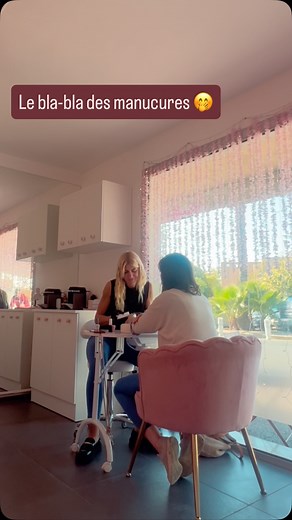 Et j’adore tout ces bla-bla avec vous 😘 #girls #nails #talk #estheticienne #institutdebeauté #salondebeaute #castelnaulelez #momentpoursoi #cocon #girlstalk #ongles #montpellier | Arialena Beauté