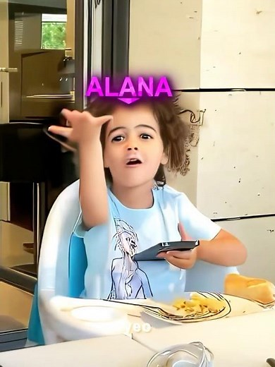 Ronaldo & Georgina & Junior With Alana.. 😂