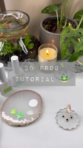 🐸 3D Frog Mani Tutorial 🐸 Hello friend! Follow along as I use soft solid gel to sculpt a sad frog. I was inspired to create this mani by @thenaillologist Gosh she’s talented. Please check out her work if you’re not already in her orbit. She created the most adorable frog and Princess Tiana inspired mani. I messaged her, and asked if I could *try* to recreate it. She was incredibly generous and said she would love it. On my last 3D mani post, I was asked to film my process. So, I thought, why n