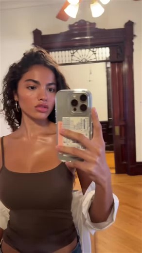 Your Audio Girl: Lip Sync Songs