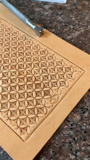 A little geometric stamping for your Sunday morning. Working on another notebook cover. Stamp by Wayne Jueschke. #leatherstamping #leatherwork #leathercraft #leatherworker #leathercrafter #carvedleather #tooledleather #leathercarving #leatherworking #customleather #leathertooling #traditionalart #handmade #bespokeleather #artisanleather #candbleather | C and B Leather