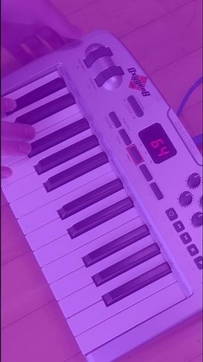 This LMMS Bass Broke My Headphones