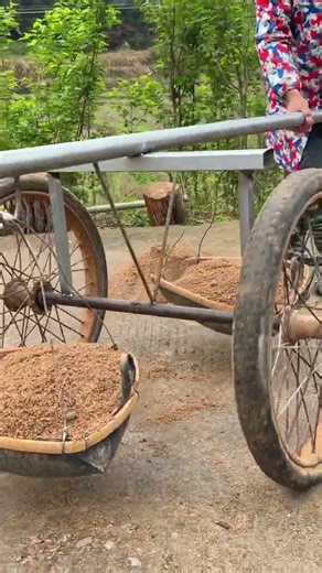 DIY Cart Sand Transport Demo, Big Uses of Simple Tools