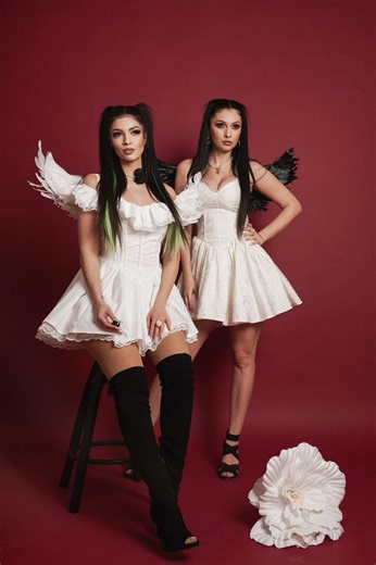 Look like an angel… 😇 Talk like an angel… but there’s a little devil in disguise. 😈 Care ești tu azi: 🖤 sau 🤍? #angelvsdevil #devilindisguise #tiktokvibes #duovibes @Sarah JSun