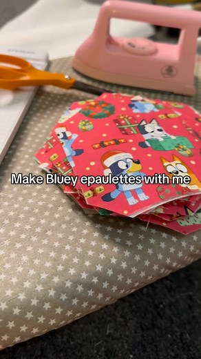 Make Bluey epaulettes with me! • If only it was actually this quick. Lucky I have one of Santa’s little helpers with me • #Christmas #EmergencyServices #Ambulance #Police #Fire #Paramedic #PreHospital #Epaulette #FireFighter #Present #Medic #FirstResponder #ParamedicLife | Eventful Epaulettes