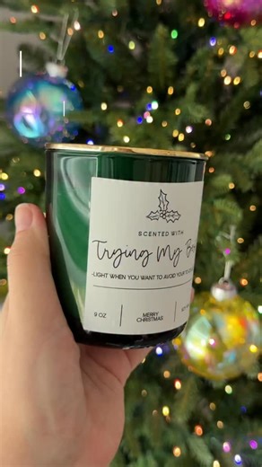 The secret to making a store-bought candle look like a custom gift. 🕯️ Personalized candles are the ultimate gift. We’re using a Silhouette to create these custom labels that turn a simple candle into a personalized gift. Perfect for bridesmaids, birthdays, or “just because” gifts! 🎁❤️ Tag someone who needs this gift idea! 👇 #diygifts #candlelabels #customcandles #giftideas #personalizedgifts | Creative Fabrica