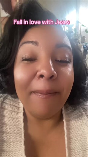 “Jesus took the five loaves and two fish, looked up toward heaven, and blessed them. Then, breaking the loaves into pieces, he kept giving the bread and fish to the disciples so they could distribute it to the people. They all ate as much as they wanted, and afterward, the disciples picked up twelve baskets of leftovers!” ‭‭Luke‬ ‭9‬:‭16‬-‭17‬ ❤️ #praywithchartia #fyp #christiantiktok #message #love